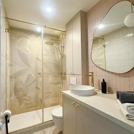 Comfy Batorego Apartamento